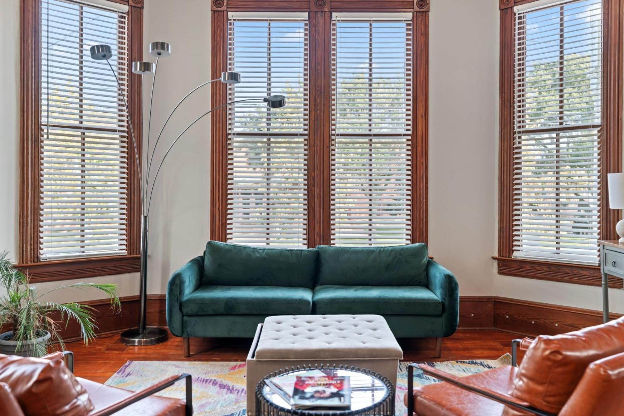 Historic Galveston Family Beach Home With 3 King Beds Eksteriør billede